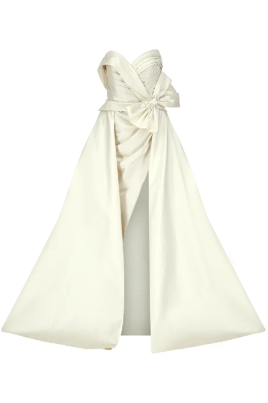 LEONOR IVORY BOW ORNATE GOWN